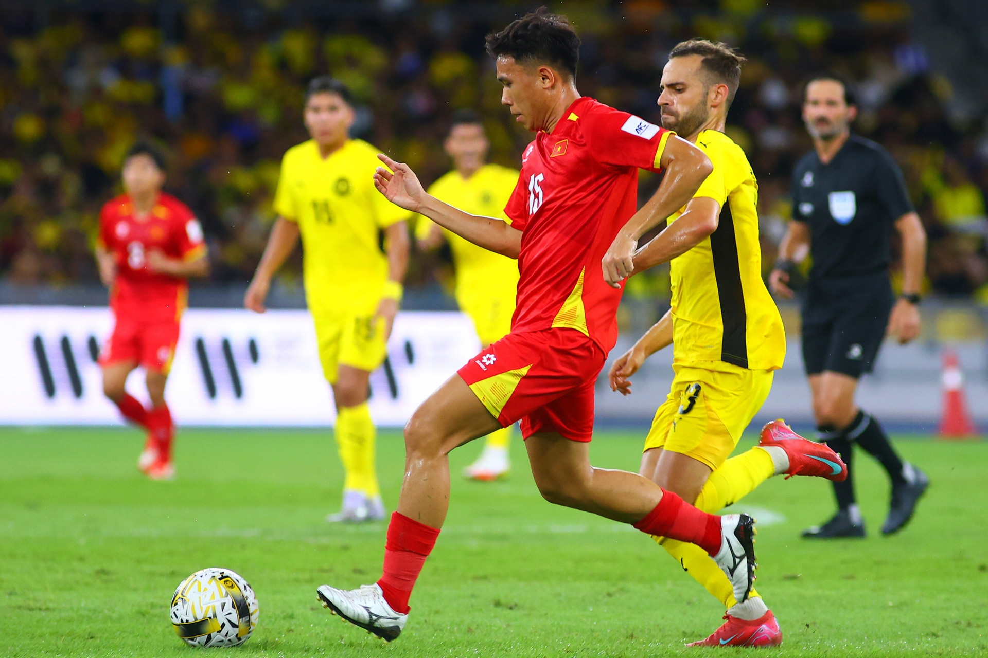 Malaysia dù toan tính vụ giả hồ sơ 7 cầu thủ, tuyển Việt Nam vẫn có lợi