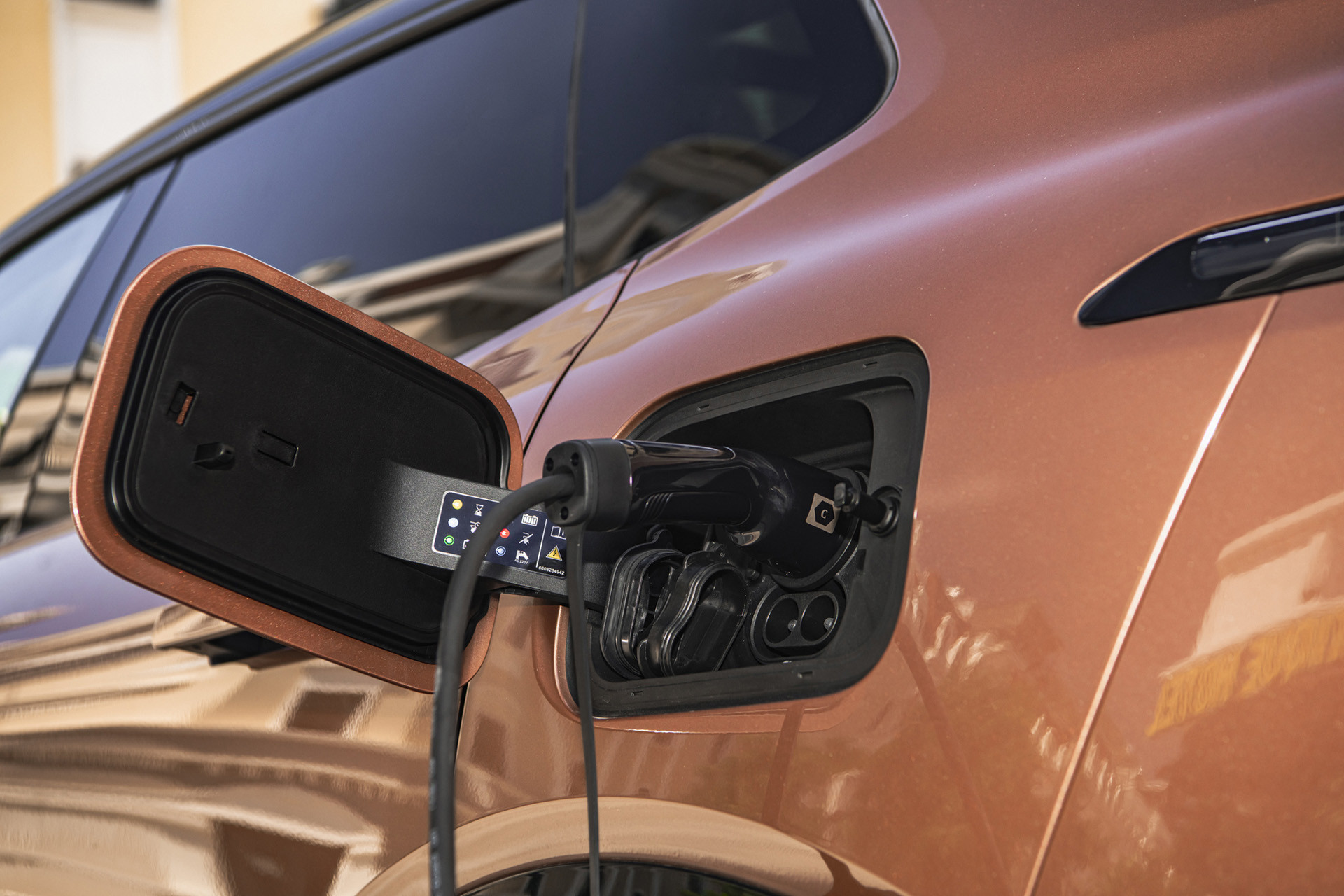 Anh 7  Lynk&Co 08.JPG