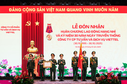 Anh VTK vinh du nhan huan chuong lao dong hang nhi dung dip ky niem 30 nam thanh lap don vi.jpg