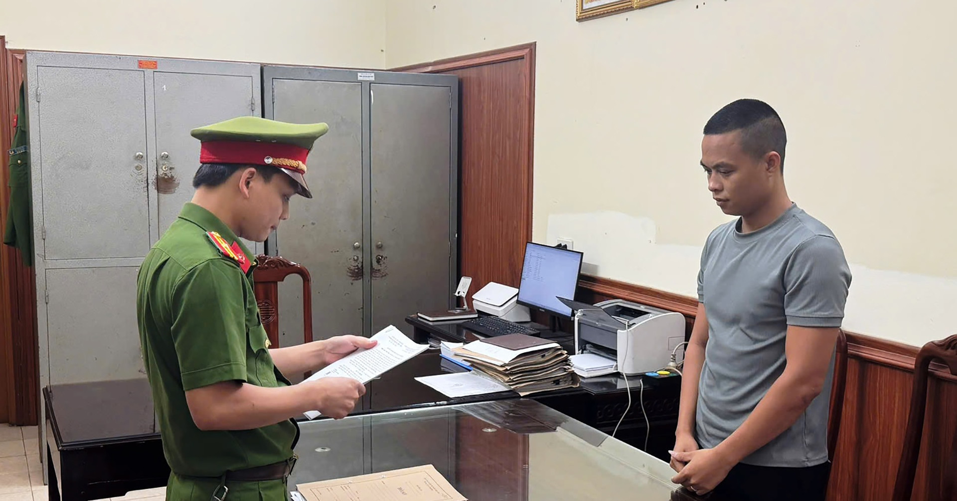 Công an Ninh Bình khởi tố thêm tội đối với chủ kênh TikTok &amp;apos;Gia đình Hải Sen&amp;apos;