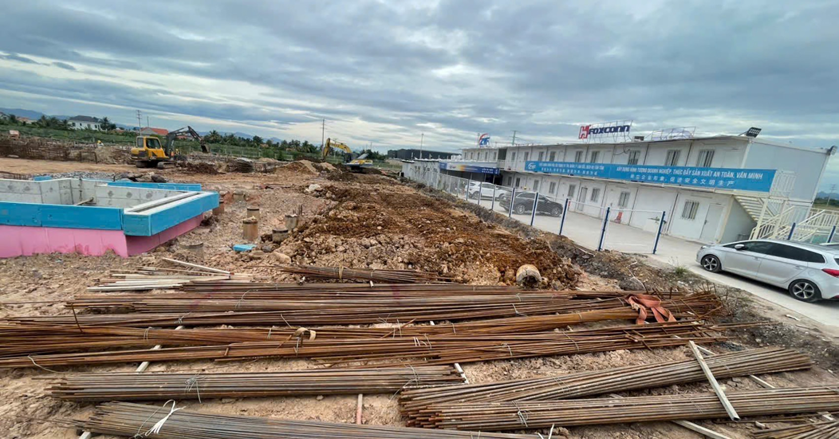 Danh tính bốn đối tượng dùng xe cẩu trộm 15 tấn thép công trường