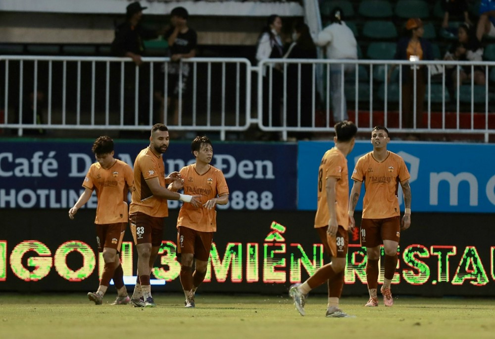 HAGL vs Nam Dinh 3.jpg