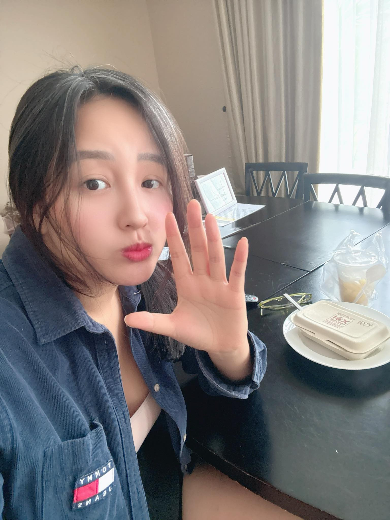 Mai Phương Thúy tấu hài