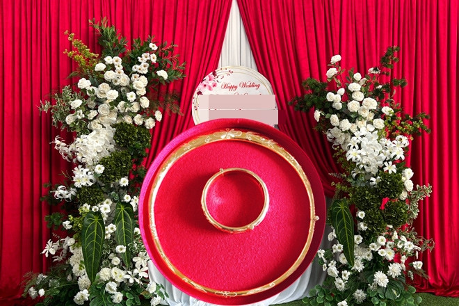 Mẹ chồng trao kiềng vàng 5 chỉ, cô dâu tắt nụ cười rồi bật khóc trước sự thật