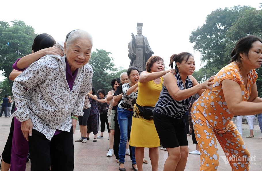 nguoi cao tuoi VNN.png