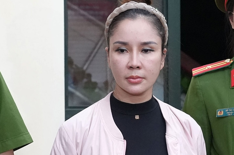 Nữ hiệu trưởng Doãn Thị Lệ Xuân có thể đối diện với mức án nào?