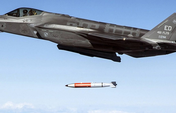 Quyết định gây chấn động của ông Trump