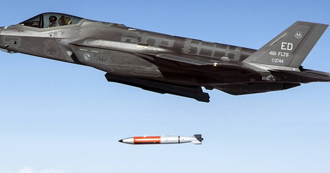 Quyết định gây chấn động của ông Trump