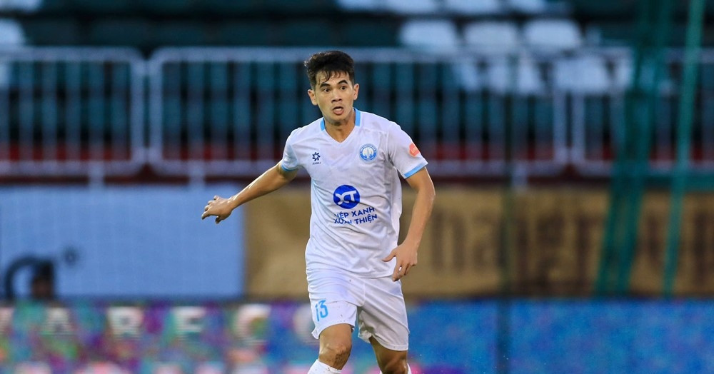 HAGL và Nam Định cưa điểm sau màn rượt đuổi kịc...