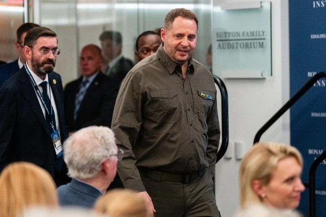 Ukraine muốn kế hoạch hòa bình duy nhất, Nga tố Kiev che giấu tình hình Donetsk