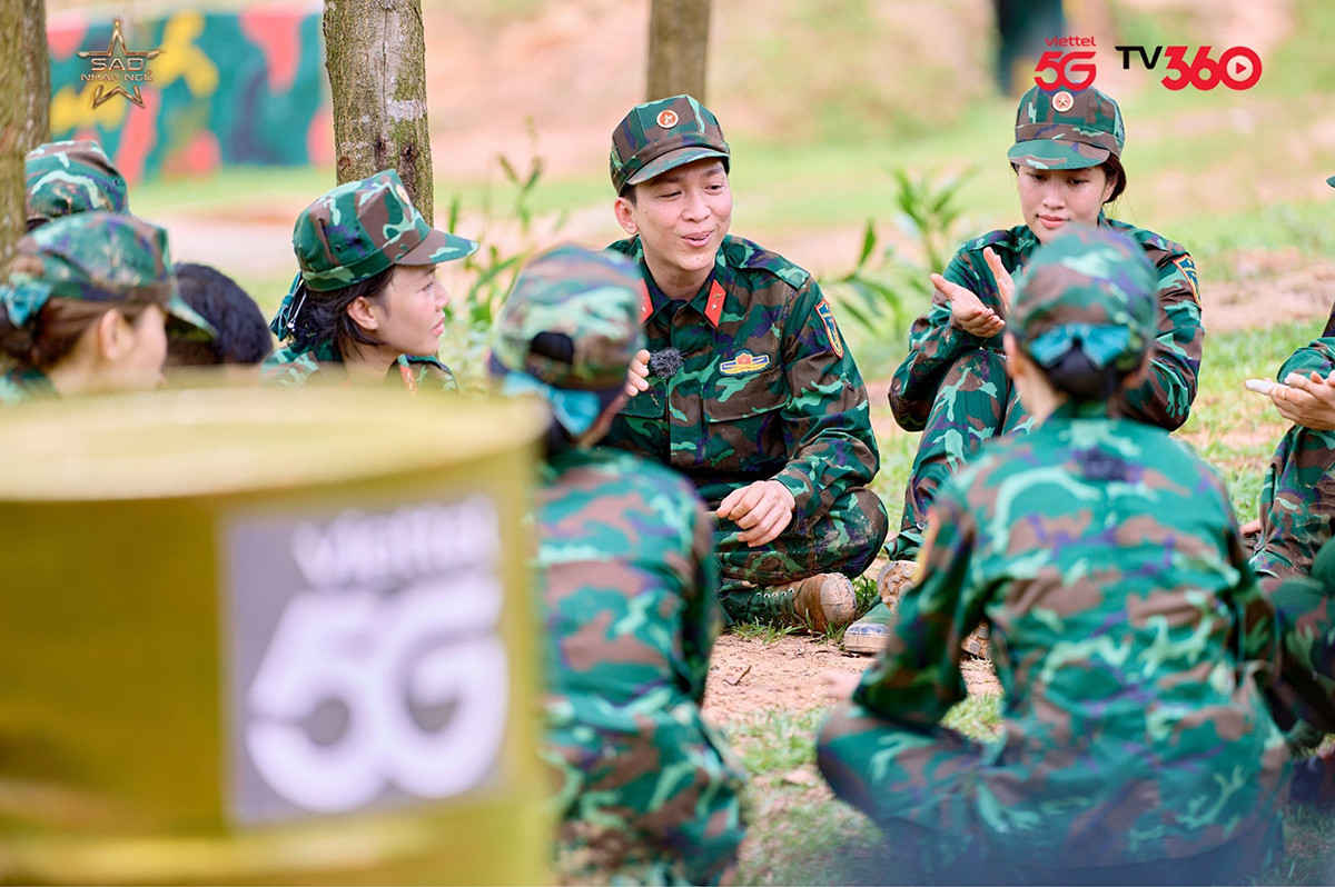02 Sao nhập ngũ .jpg