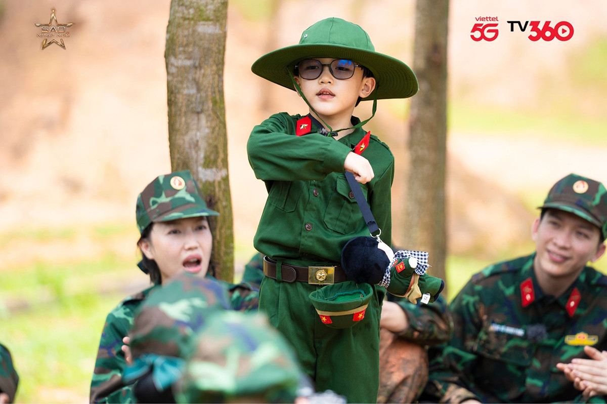 04 Sao nhập ngũ .jpg