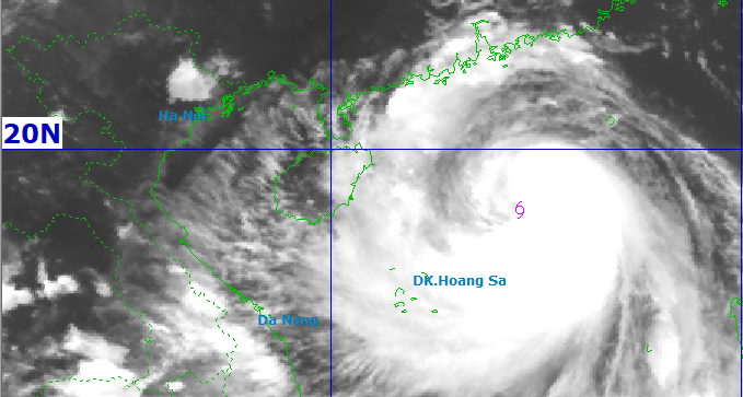 Bão số 11 Matmo vào bờ biển Quảng Ninh - Hải Phòng rạng sáng 6/10, gió giật cấp 12