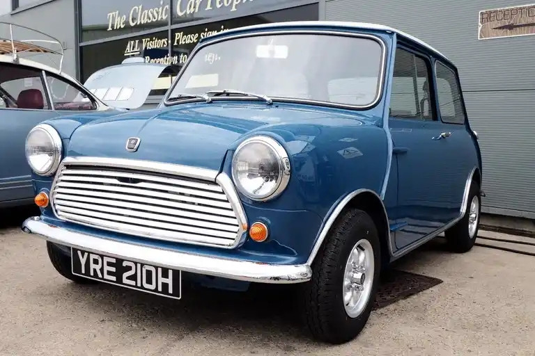 Ba cái tên được chủ xe 'cưng chiều' đặt nhiều nhất cho xế hộp