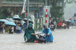 Bão số 11 Matmo khả năng đi vào Quảng Ninh, Hà Nội liệu có xảy ra mưa lụt?