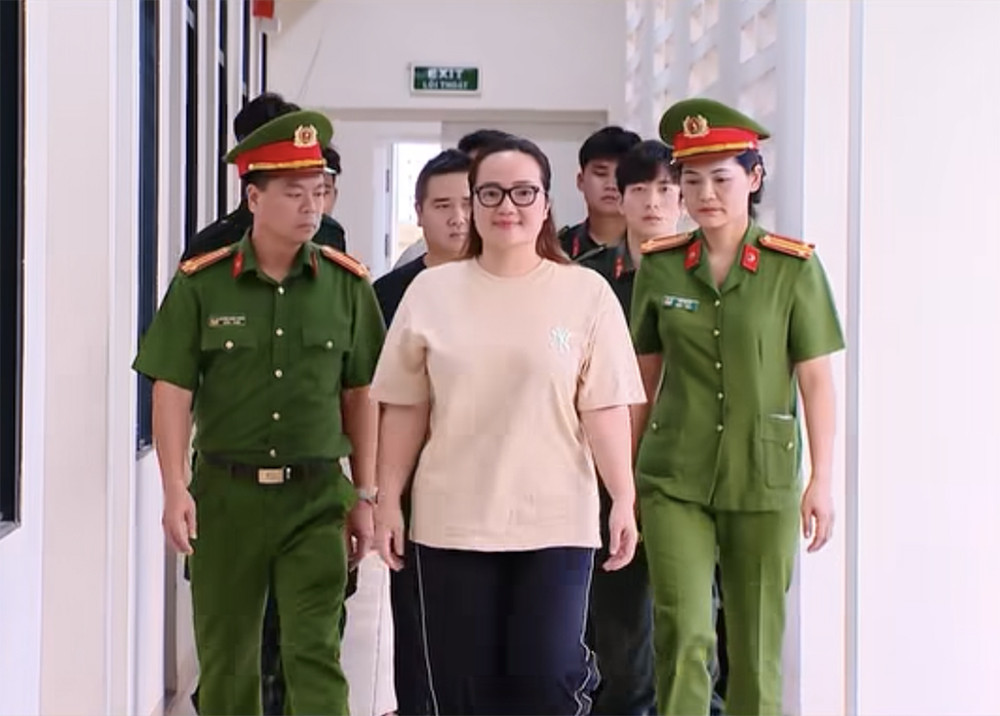 hoang huong.jpg