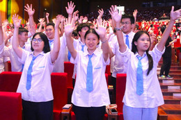 Loạt kỷ lục 'có 1 không 2' của ngôi trường chuyên nức tiếng