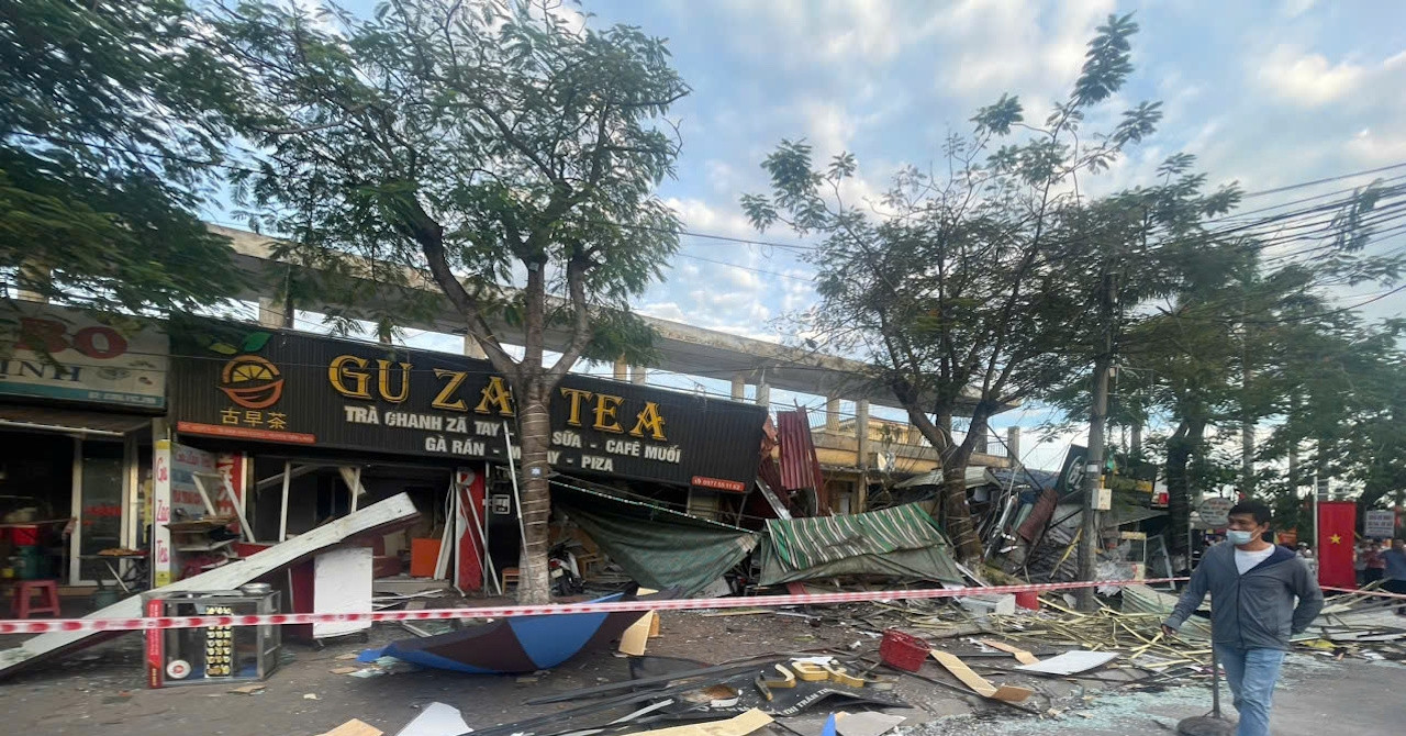 Nổ quán ăn ở Hải Phòng, 5 người bị thương, hất văng 1 người đi đường