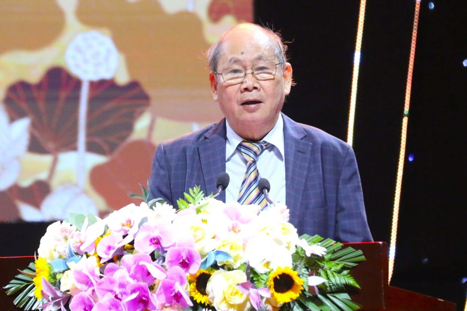 PGS Nguyễn Vũ Lương kể lý do 'Trường Chuyên Tổng hợp nghèo nhưng thành tích cao'