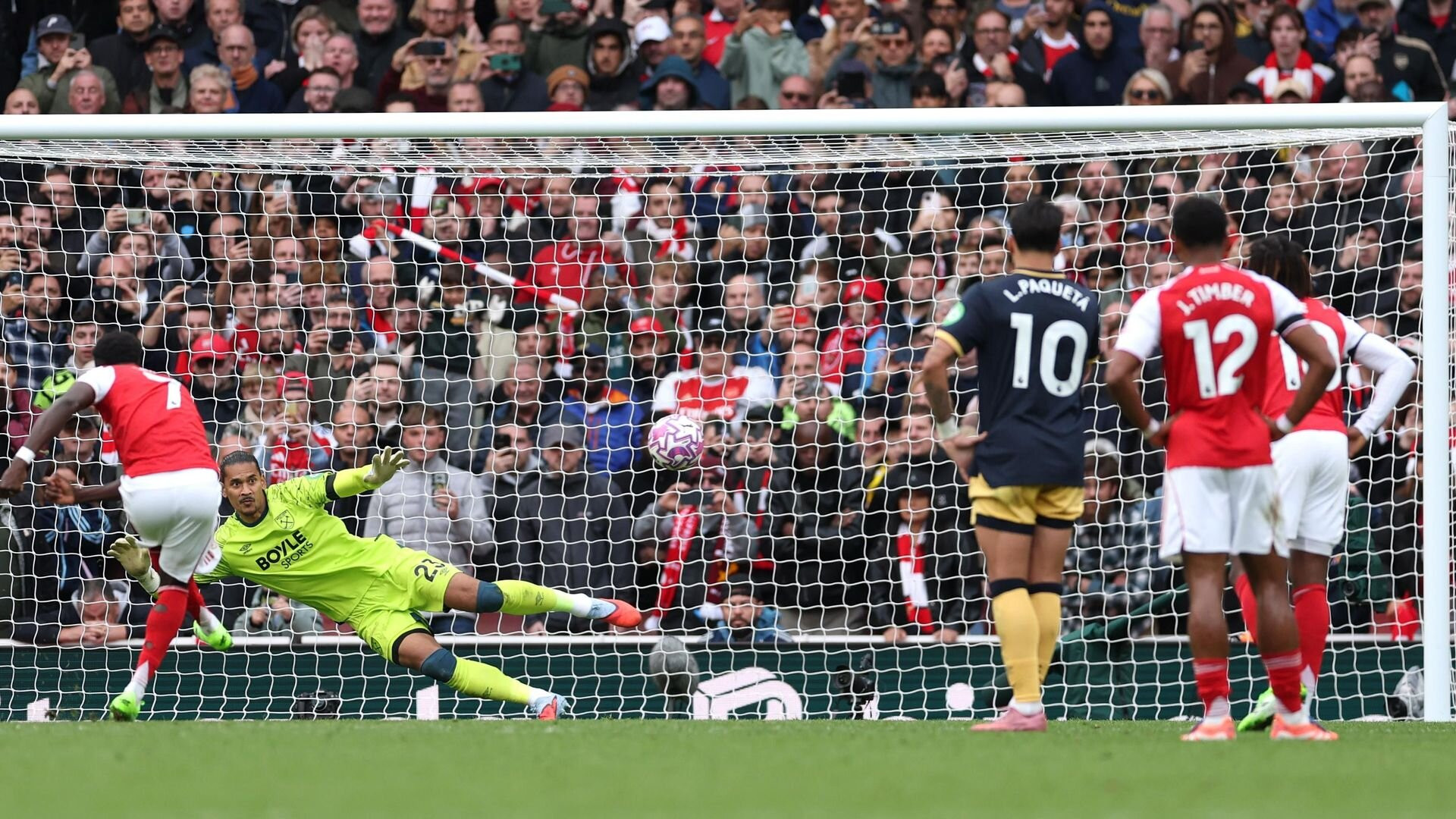 resources_premierleague_pulselive_com 2239178884.jpg