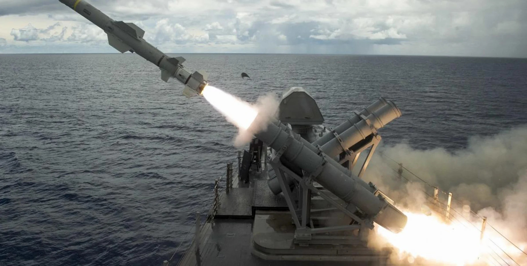 Tên lửa Harpoon3.jpg