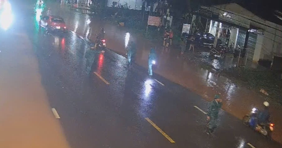 Trước khi lái xe tông chủ tịch xã tử vong, nữ tài xế khai có uống rượu bia