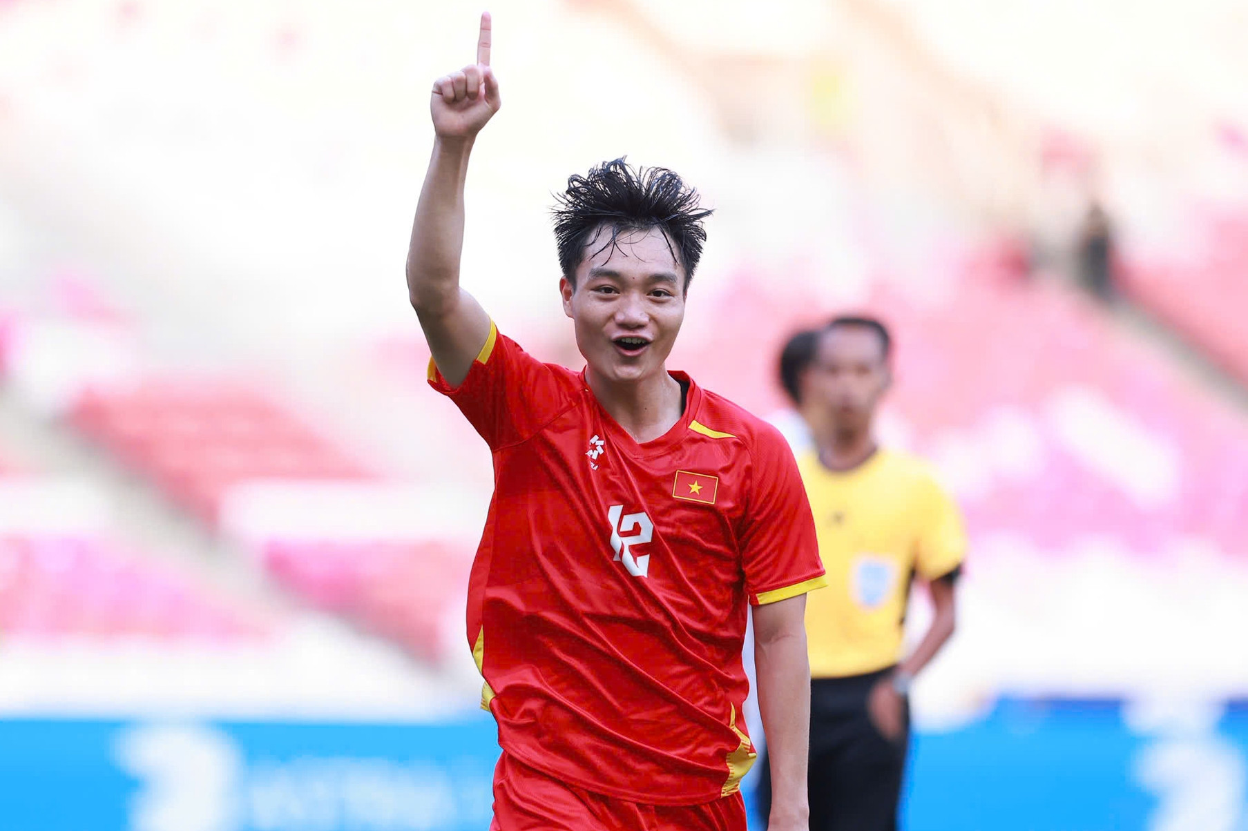 Tuyển Việt Nam: Bất ngờ người thay Quang Hải