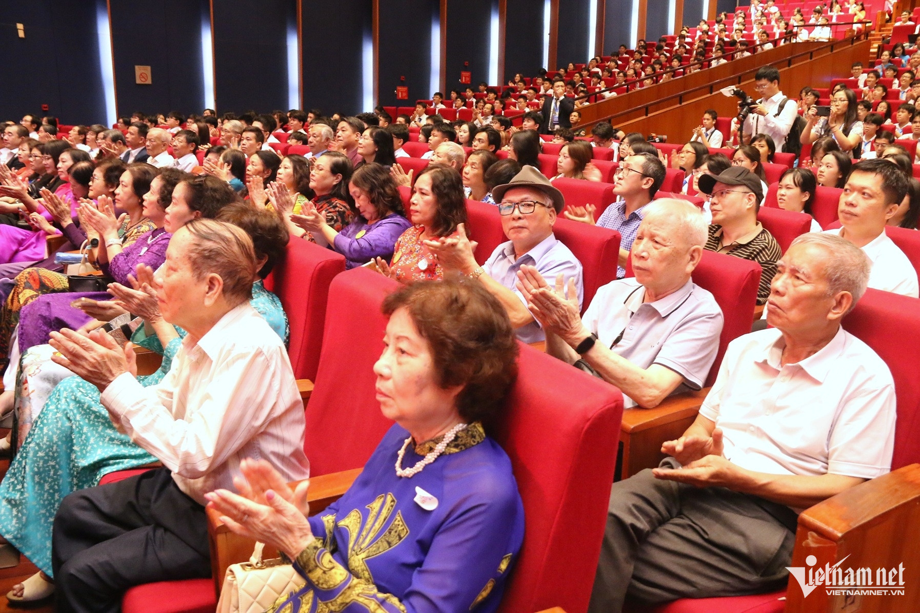 W-THPT Chuyên Khoa học Tự nhiên.JPG.jpg