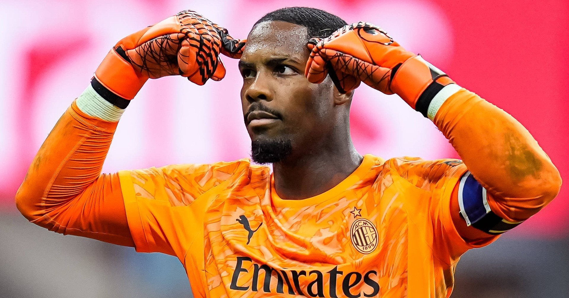 Bayern Munich chiêu mộ Maignan thay Neuer