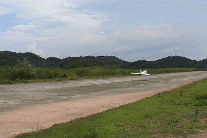 Cận cảnh UAV 'made in Vietnam' đầu tiên sở hữu động cơ phản lực