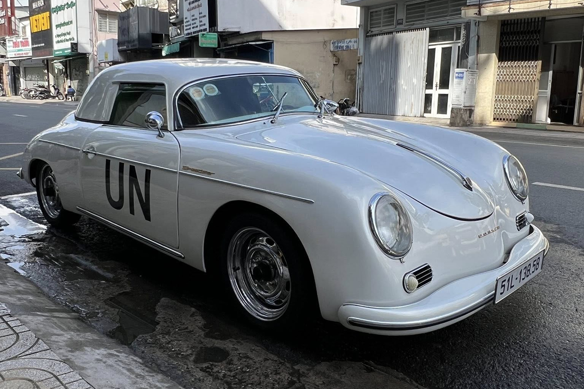 Ông Đặng Lê Nguyên Vũ tậu xe Porsche cổ 75 năm tuổi, tiền tỷ cũng khó mua