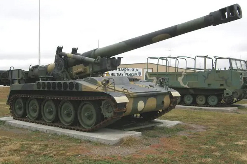 Sức mạnh của loại pháo tự hành Hy Lạp viện trợ cho Ukraine