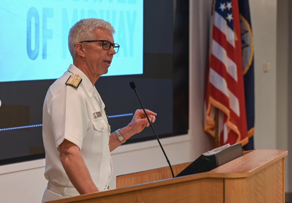 Tham mưu trưởng Hải quân Mỹ. Ảnh: Instagram hải quân Mỹ