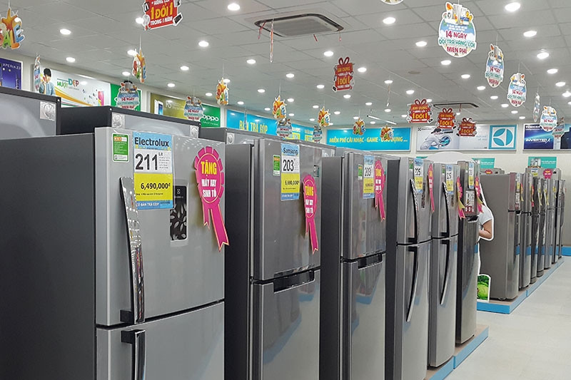 Tivi giảm giá tới hơn 35 triệu, tủ lạnh còn vài triệu