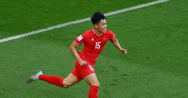 Tuyển Việt Nam: Khi HLV Kim Sang Sik mạnh tay dùng &amp;apos;người trẻ&amp;apos;