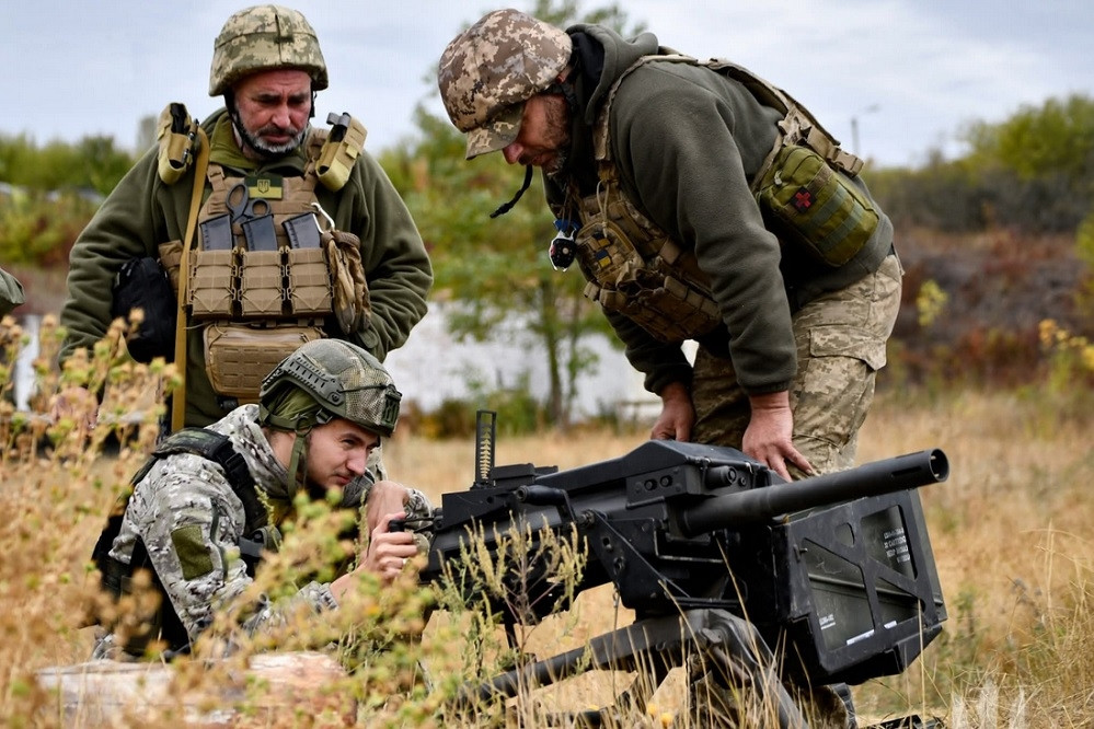 Ukraine ổn định tình hình tiền tuyến ở Donetsk, nhận thêm khí tài từ Hy Lạp