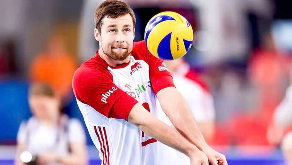 bong chuyen ngoai binh.jpg