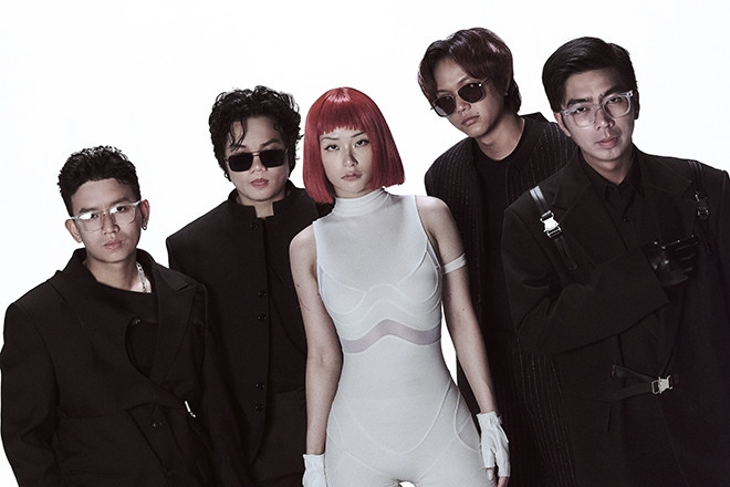 Chillies sợ 'dậm chân tại chỗ', ca sĩ Phúc Anh làm điều ý nghĩa