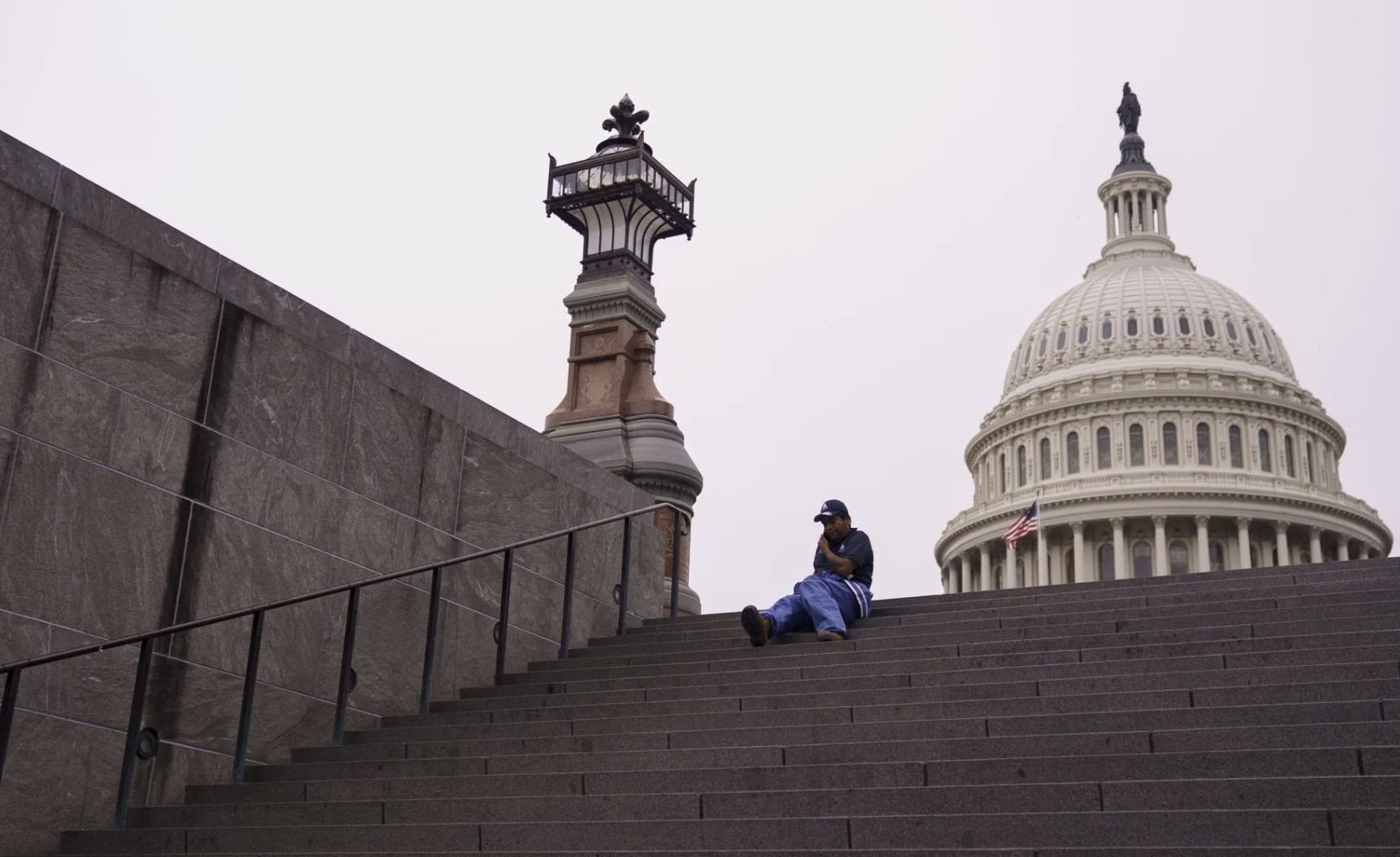 Bế tắc kéo dài, chính phủ Mỹ tiếp tục đóng cửa