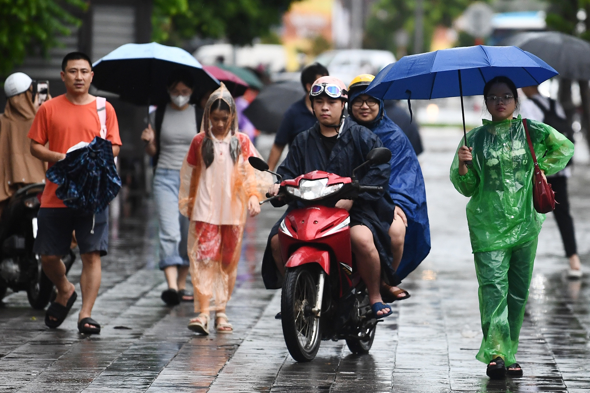 Hà Nội hỏa tốc thông báo linh hoạt điều chỉnh kế hoạch dạy học ứng phó bão số 11