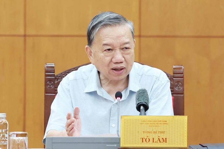 Tổng Bí thư: Mỗi xã có 5-6 cán bộ khuyến nông, không tăng tổng số biên chế