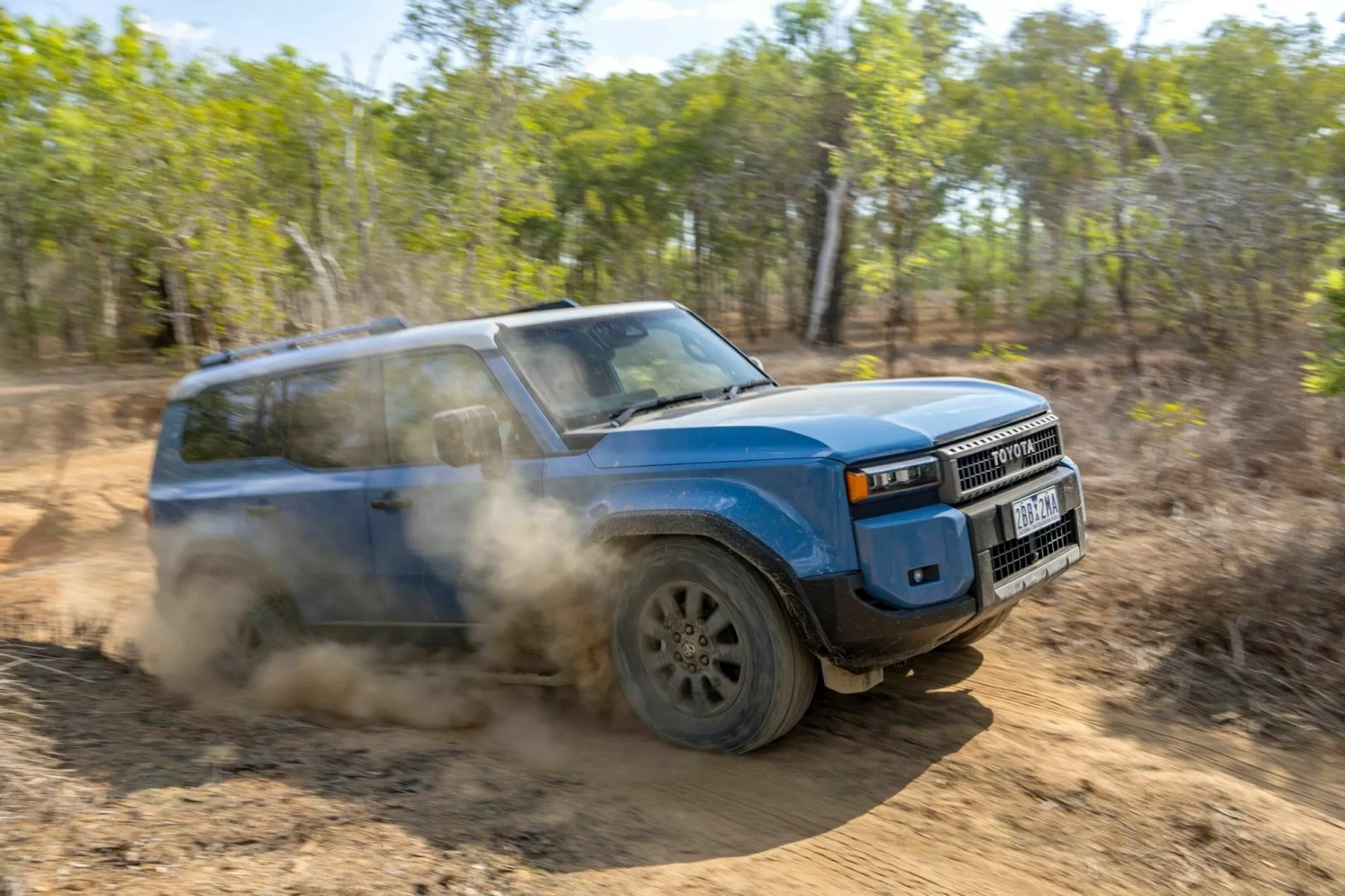 Toyota Prado hybrid 48V.jpg