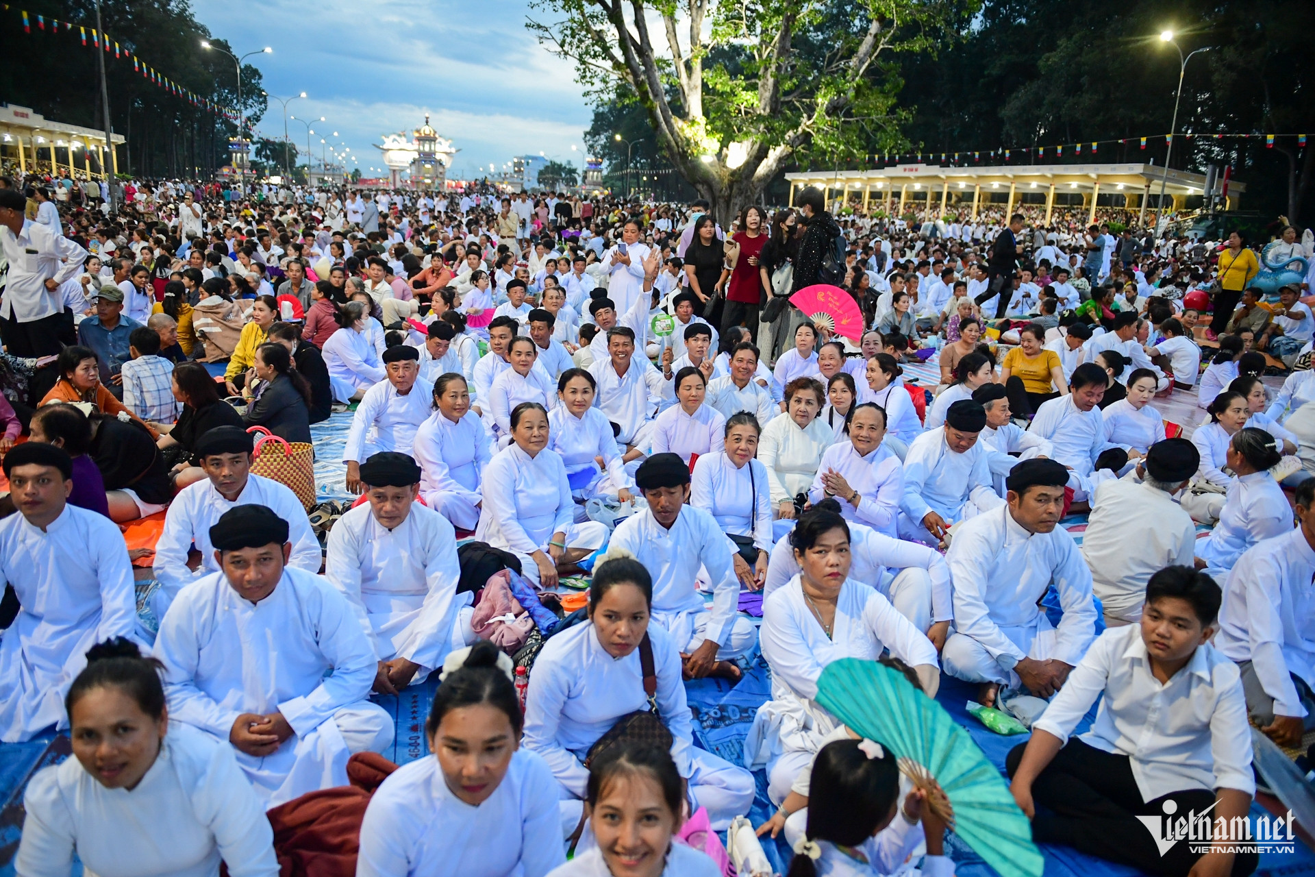 W-đạo cao đài 17.jpg