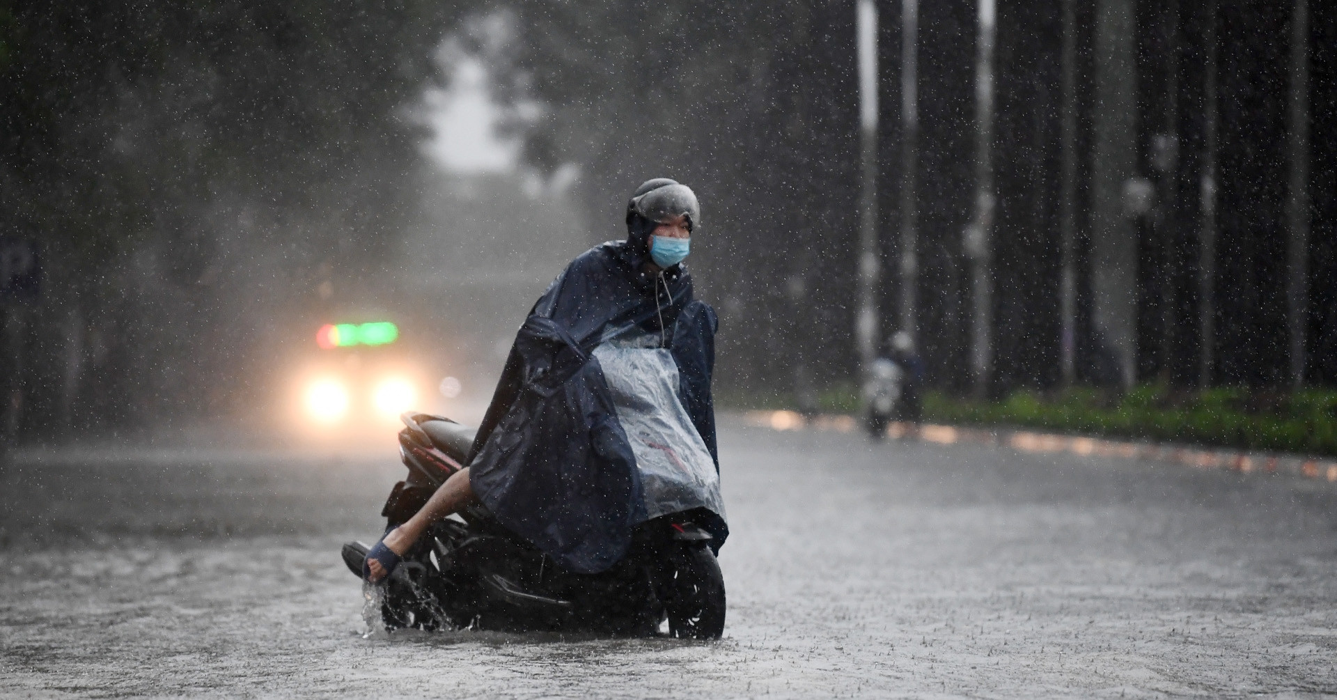 Dự báo thời tiết 8/10/2025: Hà Nội còn mưa to cục bộ trong buổi sáng