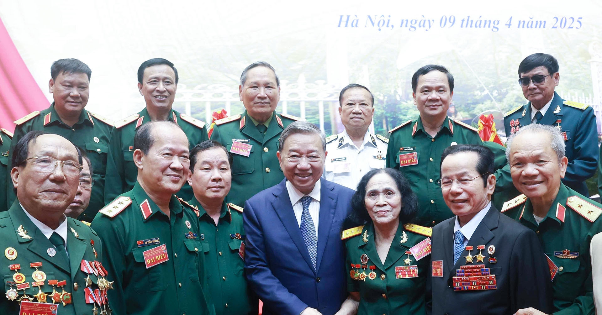 Bộ Chính trị: Có chế độ, chính sách BHXH, BHYT phù hợp với cựu chiến binh