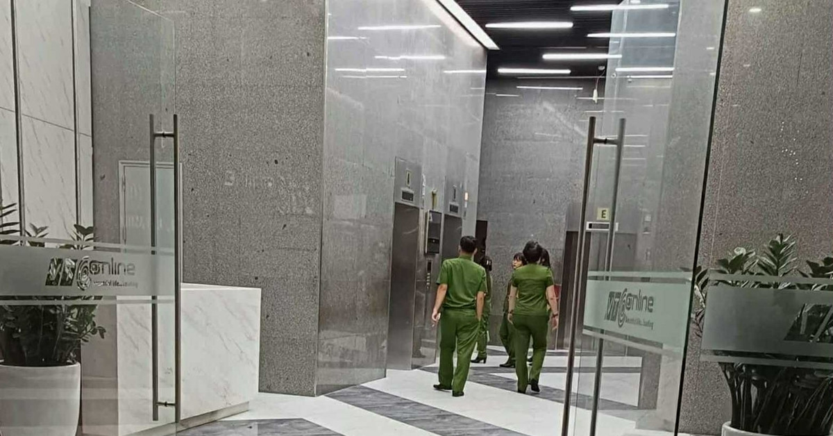 Công an Hà Nội xuất hiện ở tòa nhà có trụ sở công ty của Shark Bình