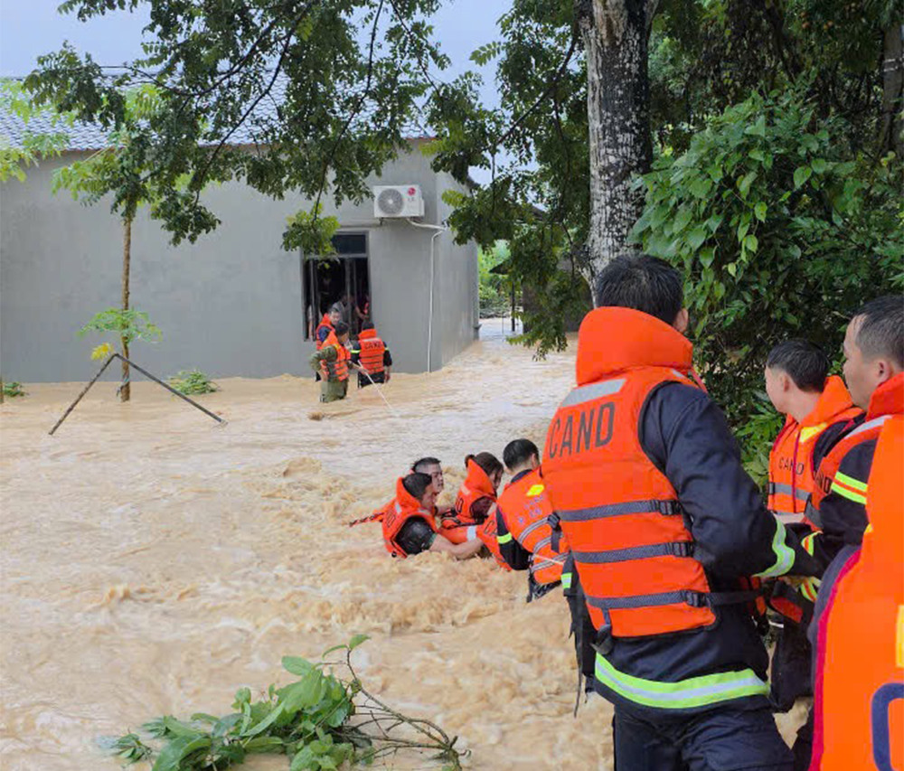 cứ 5 người ở bắc Ninh khỏi ngập. jpg