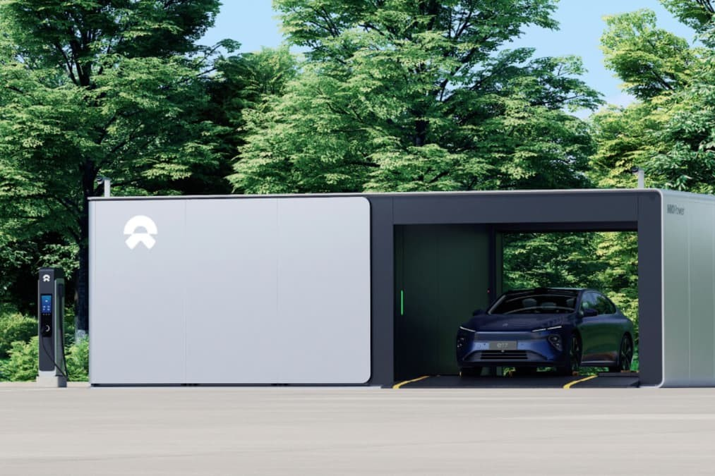 Đổi pin xe điện chỉ trong 3 phút, công ty Trung Quốc lập kỷ lục chưa từng có