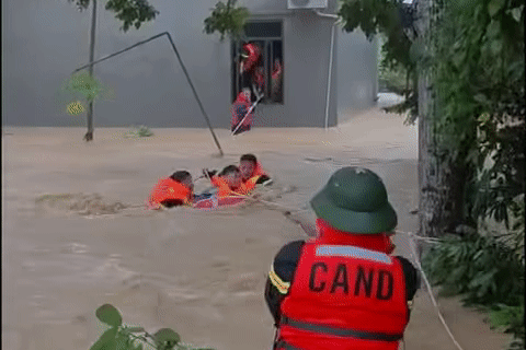 Gia đình 5 người ở Bắc Ninh rơi vào hiểm cảnh, công an nhận tin báo khẩn cấp