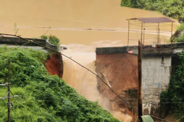 Lãnh đạo Bộ NN&MT đến hiện trường vụ vỡ đập thủy điện ở Lạng Sơn